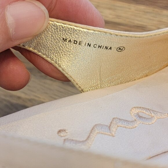 Nina Ricci Cream Satin Slingback Sandals w Rhinestone Accent Open Toe - Picture 14 of 15